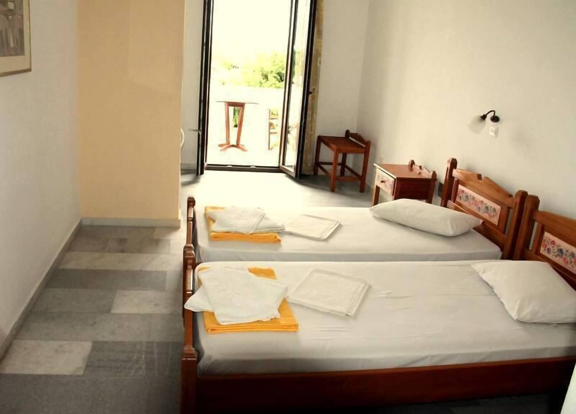Fikas Hotel Naxos City 외부 사진